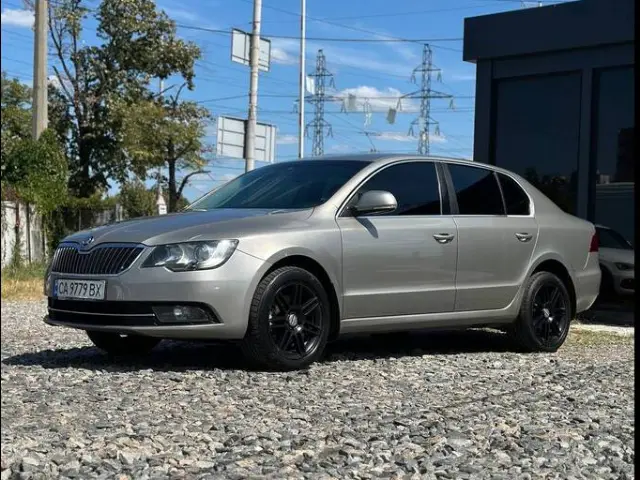 Škoda Superb на майданчику KTrans