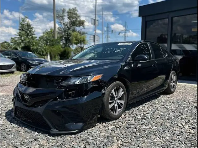 Toyota Camry на майданчику KTrans